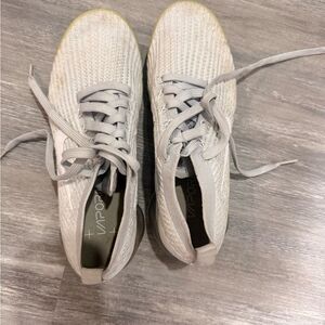 NIKE Women's TENNIS SHOES